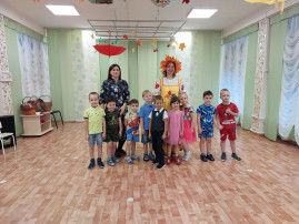 Осенние праздники Осенние праздники.